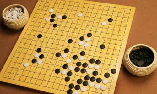 围棋棋盘由纵横多少条线组成