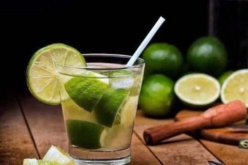 朗姆酒怎么喝 这五种经典的混搭喝法你一定要知道(超级美味)