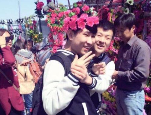 面基是什么意思 就是指网络上的好基友线下约见面