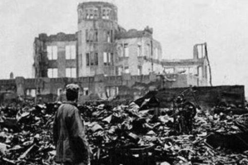 长崎原子弹事件回顾 大概60%的建筑物被毁(伤亡人数达8.6万)