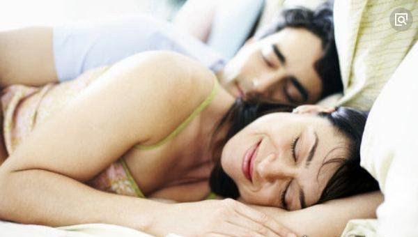 现代男人女人用具间的关系 彼此解决性欲的玩偶(女人也很强势)