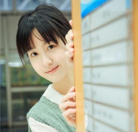 最美校花陈都灵男友是谁 陈都灵前男友照片曝光(长相一言难尽)