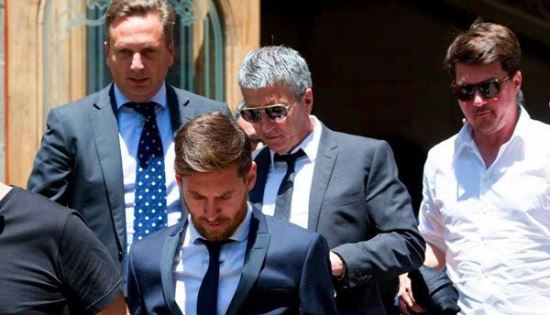 梅西是哪个球队的 阿根廷国家队(梅西的职业生涯历史回顾)