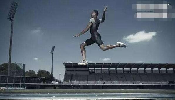立定跳远世界纪录 吉尼斯纪录为3.75米(最新纪录4.1米)