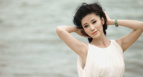 小米创始人雷军老婆张彤 因与演员张彤重名引尴尬