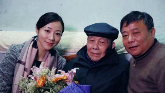 揭秘韩雪家庭背景 爷爷韩曙一生战功卓越