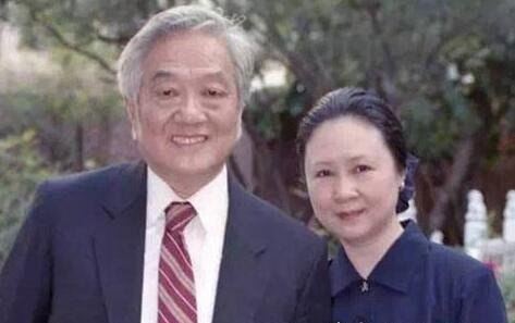 琼瑶小三是如何上位的 曾逼得丈夫前妻林婉珍差点自杀