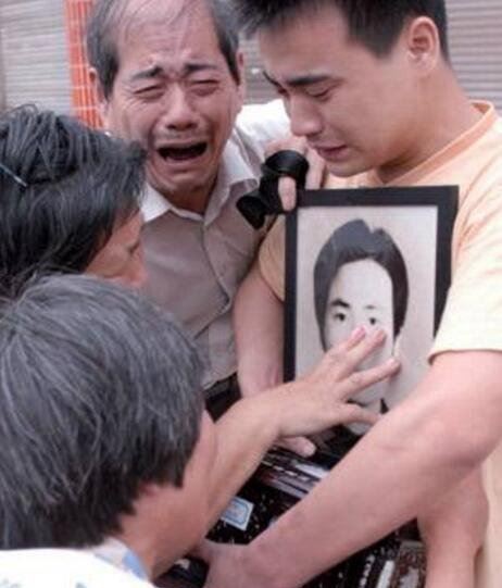 揭秘孙志刚事件真相 大学生惨遭毒打致死只因缺少暂住证