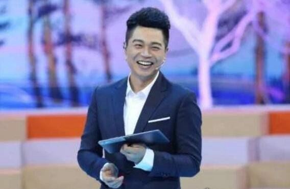 主持人沈涛的老婆身份揭秘 曾是沈涛的助理(并不是费费)