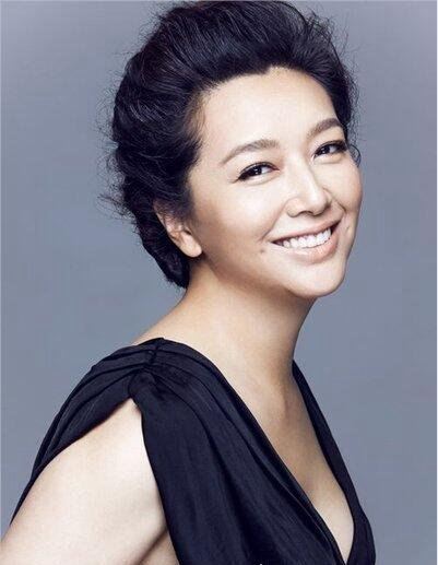 江珊现任老公照片曝光 新生代男演员张博(比江珊小15岁)