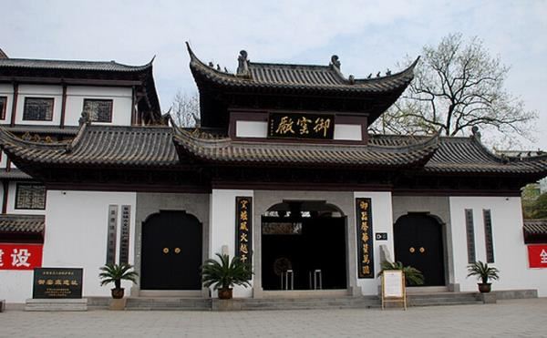 景德镇在哪个省?世界瓷都景德镇在哪里?