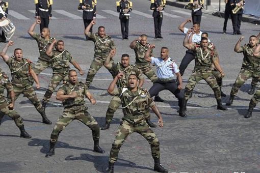 新西兰毛利战舞代表着什么意义？为何能用来祭奠死者 还能追求婚姻？