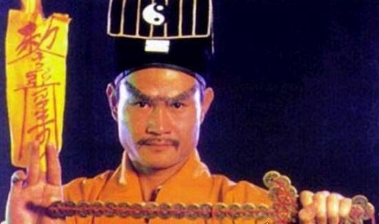 林正英怎么死的 林正英死时候灵异事件是真的吗