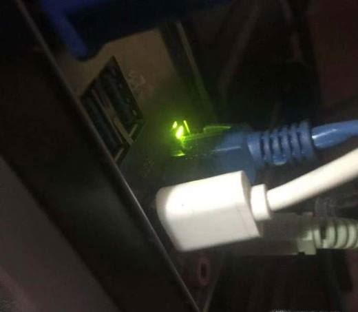 USB音箱插在电脑上没有声音怎么办？