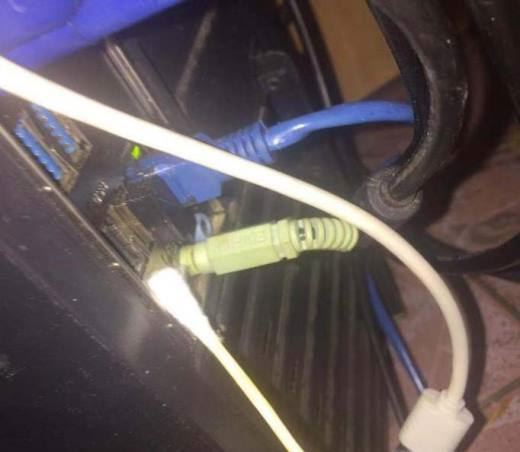USB音箱插在电脑上没有声音怎么办？