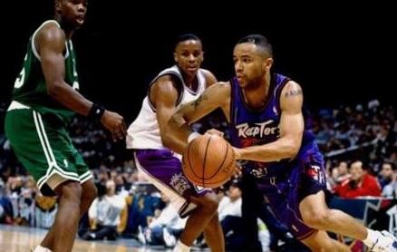 NBA历史上十大最矮的球员：小虫博格斯仅有1.6米(美国女性平均1.69米)