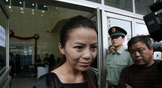 央视主持人朱迅追悼会是虚假的 身体很好(癌症并未复发)