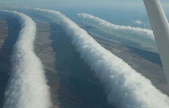 自然奇观世间罕见的管状云 大自然的鬼斧神工惊掉下巴