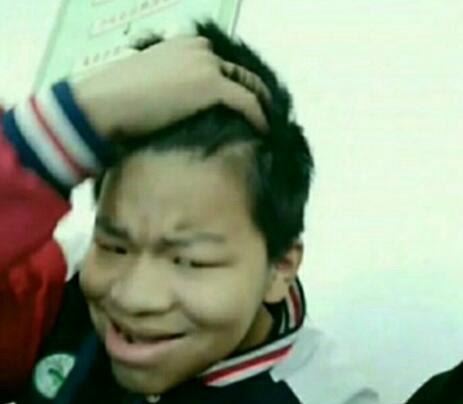 网络十大丑男照片 网上很火男丑照欣赏(爆照专用丑男照)