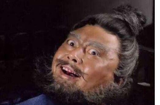 张飞穿针歇后语下一句 一是粗中有细(一是大眼瞪小眼)