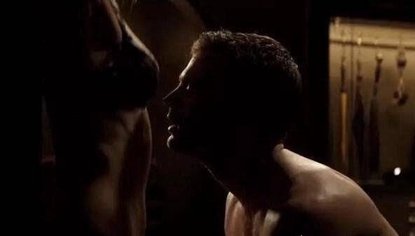 10部经典的欧美大尺度电影推荐 看了还想看(大尺度剧照)