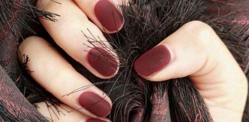 2022新年美甲图片红色气质款 适合春节做的红色美甲好看又高级