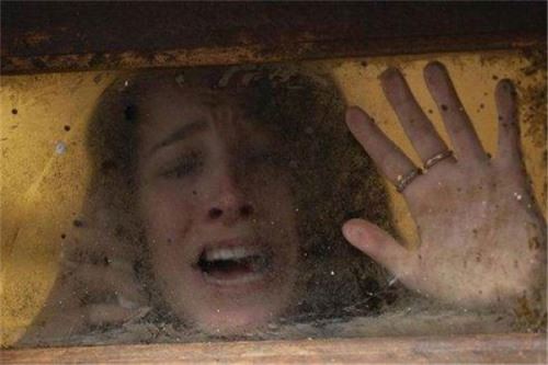 左岸魔屋讲的是什么？父母为女儿报仇为亲情牺牲自己