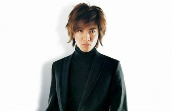 木村拓哉八卦盘点 录制综艺与人讲话双手抱胸(被网友批评不礼貌)