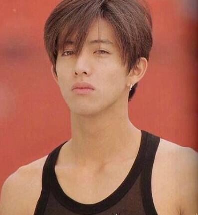 木村拓哉八卦盘点 录制综艺与人讲话双手抱胸(被网友批评不礼貌)