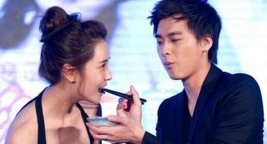 李易峰的现任女友是谁 唯一一个承认过的女朋友