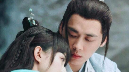 李易峰的现任女友是谁 唯一一个承认过的女朋友