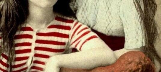 世界上最恐怖的图片 看似普通的合照却细思极恐