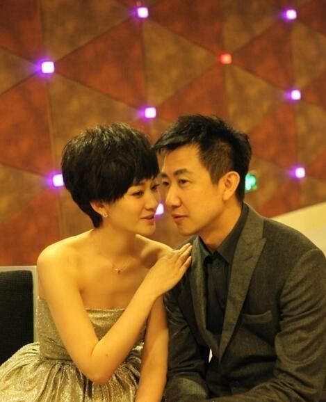 李小冉怀孕成事实 发文宣布怀上龙凤胎(曾还流产过)