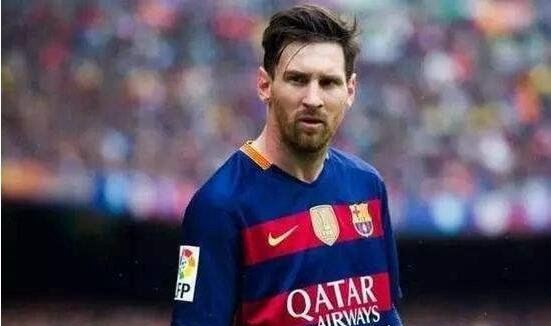 贝克汉姆评价梅西和c罗 梅西是比c罗更加伟大的球员(独一无二)