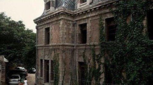 中国最恐怖的鬼屋排名 上海黑匣子鬼屋居榜首(超吓人)