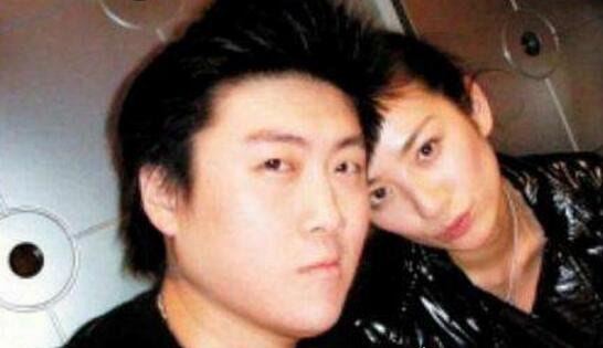 黄奕霍思燕骂战原因 黄奕前男友杨溢劈腿霍思燕