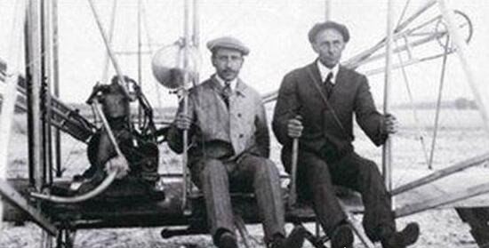 飞机是谁发明的 飞机发明者莱特兄弟的故事
