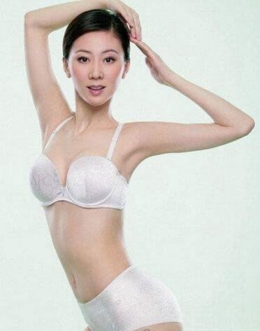 中国人体写真第一人汤加丽写真 自曝十八岁第一次全裸