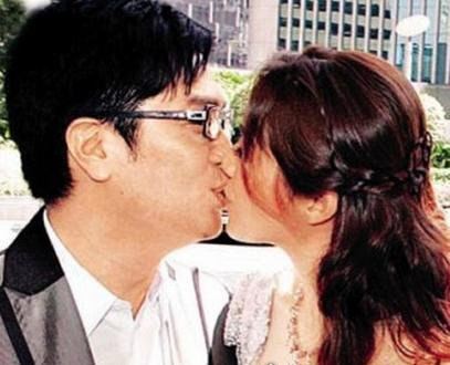 小龙女李若彤年龄多大 53岁的她美女少女(已与相恋十年老公分手)