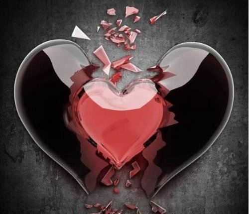 玻璃心是什么意思 像玻璃一样脆弱的心灵(容易伤人伤己)