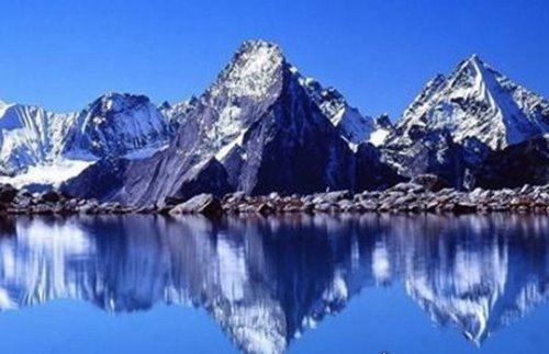 四姑娘山海拔多少米 海拔6250米被誉为蜀山皇后(登山胜地)