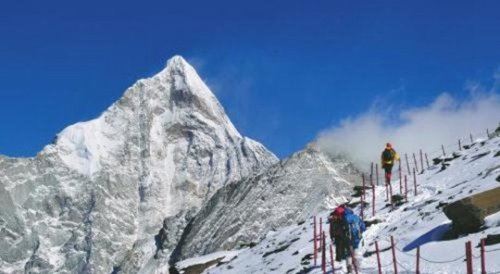 四姑娘山海拔多少米 海拔6250米被誉为蜀山皇后(登山胜地)