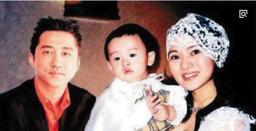 黄维德伊能静牵手门事件 伊能静好人妻形象崩塌(被疑炒作)