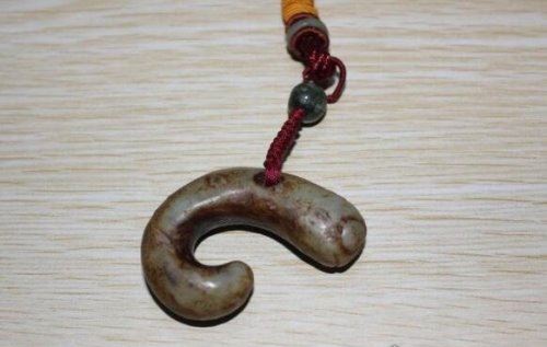 日本三大神器 天丛云剑/八尺琼勾玉/八咫镜(来源于中国)