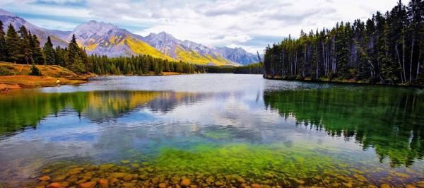 canada是哪个国家?加拿大是北美洲最北端的“枫叶之国”