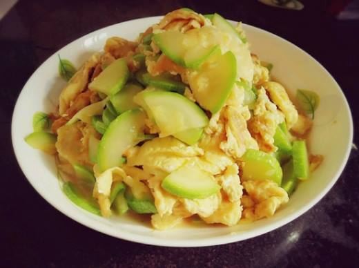 西葫芦怎么炒好吃,简单易学的家常西葫芦