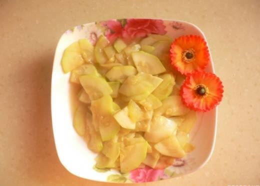 西葫芦怎么炒好吃,简单易学的家常西葫芦