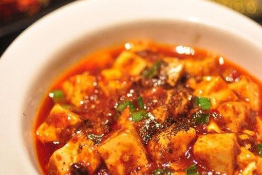 中国四大名菜是指哪四大？为什么以四大美女的名字命名？