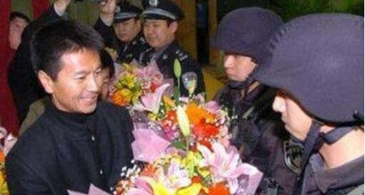 吴若甫绑架案纪实 差点被凶残绑匪撕票最终获救