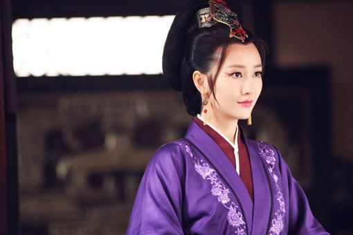 秦般若为什么帮助誉王？她的情报都哪来的？